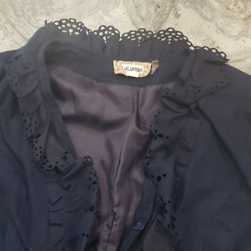 LULUMARI Jacket - Picture 2 of 4